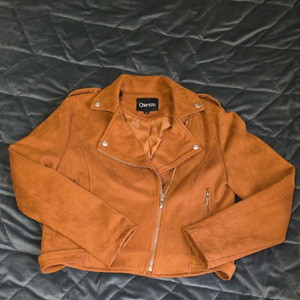 Charteu Women's Tan Leather Jacket